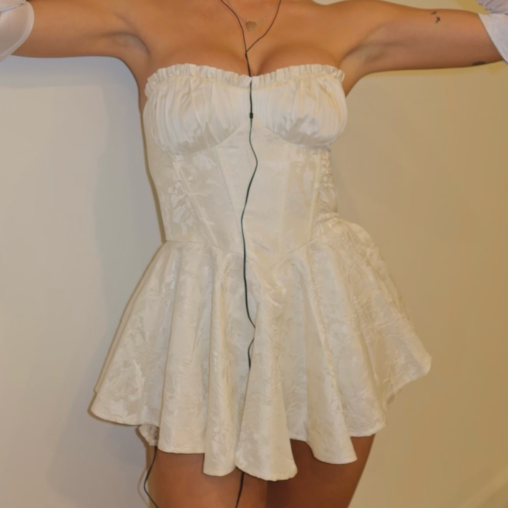 Nana Jacqueline Airina Dress